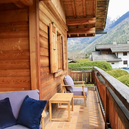 Flat In A Chalet With Mont Blanc View Apartment Chamonix